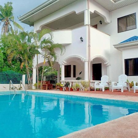 Beth'S Villa Moalboal Εξωτερικό φωτογραφία