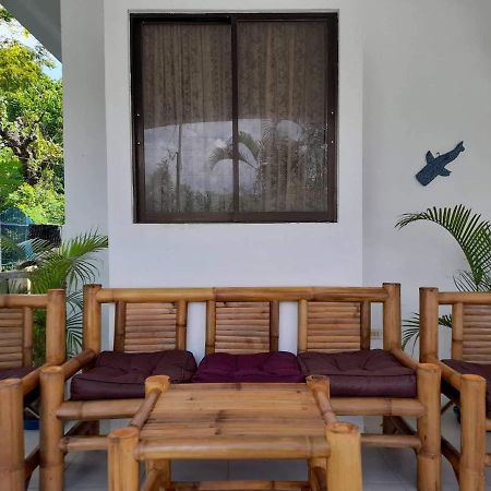 Beth'S Villa Moalboal Εξωτερικό φωτογραφία