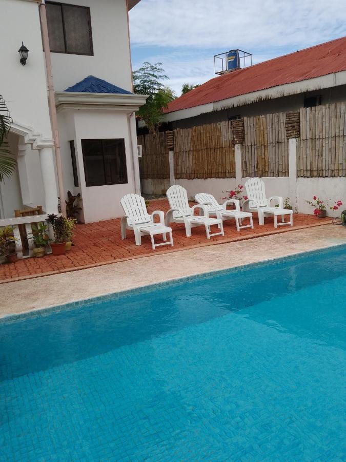 Beth'S Villa Moalboal Εξωτερικό φωτογραφία