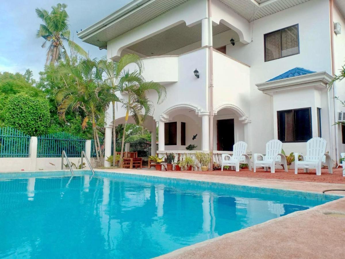 Beth'S Villa Moalboal Εξωτερικό φωτογραφία