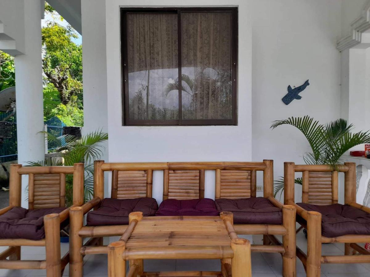 Beth'S Villa Moalboal Εξωτερικό φωτογραφία