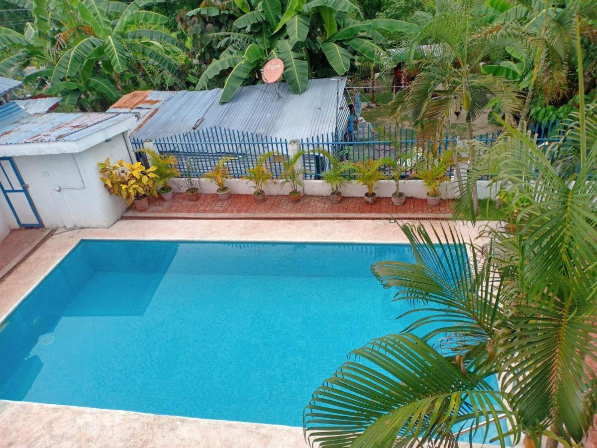 Beth'S Villa Moalboal Εξωτερικό φωτογραφία